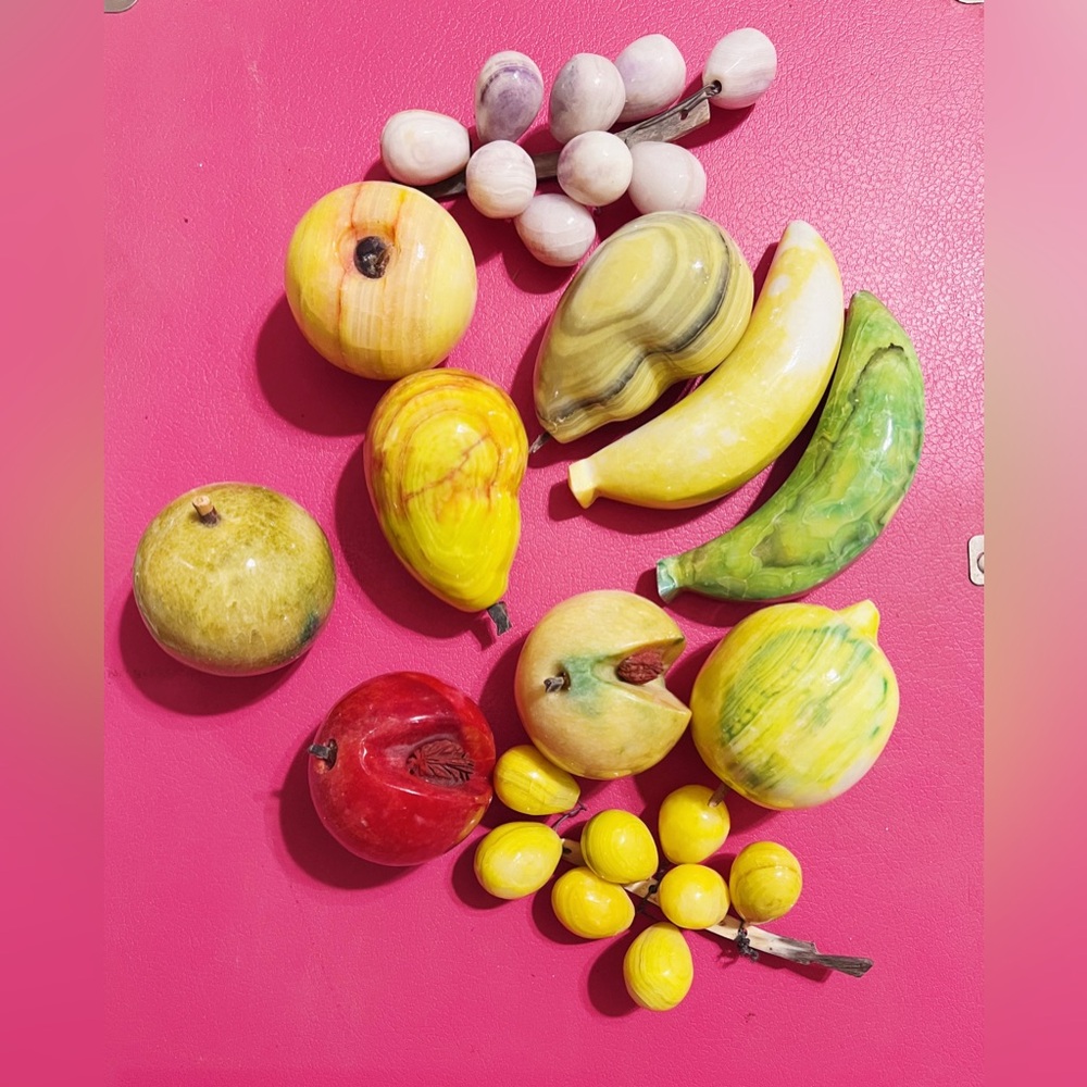 Vintage Lot of 11 Colorful Alabaster Stone Marble Fruit Pieces